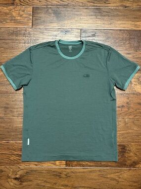 Icebreaker 200 Merino Wool Men’s Green Short Sleeve Tee Shirt Size Large